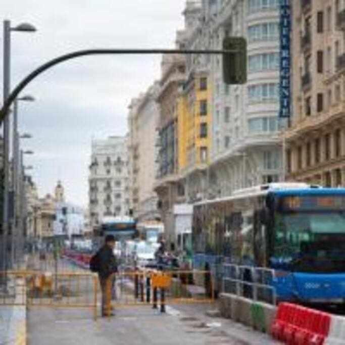 Apartamento Sotano En Gran Via マドリード エクステリア 写真