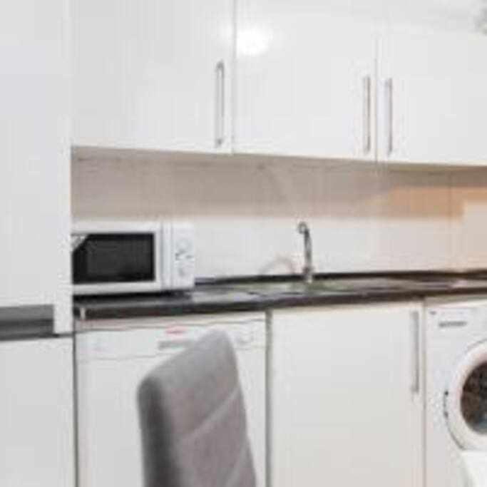 Apartamento Sotano En Gran Via マドリード エクステリア 写真
